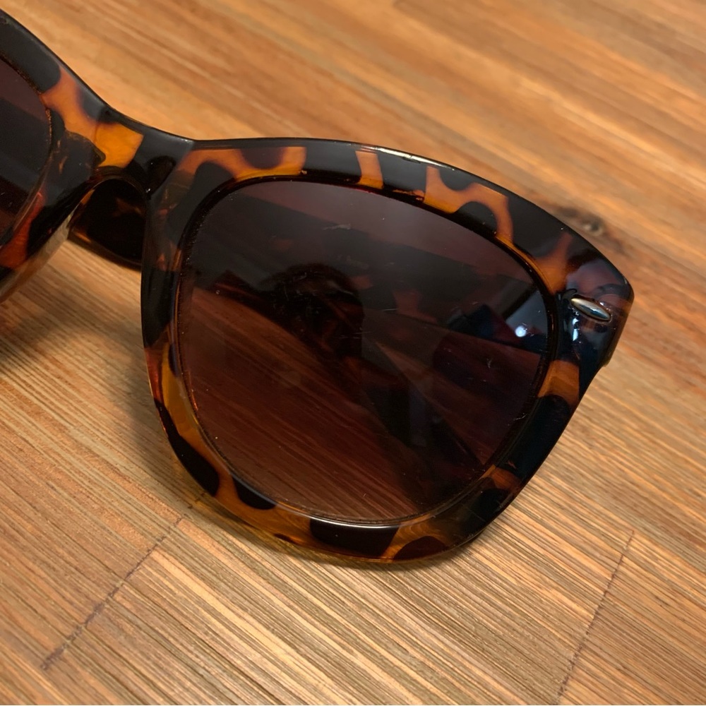 Chunky Tortoise Shell Sunglasses - image 3
